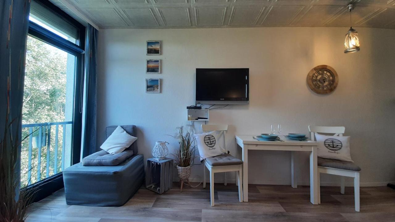 Strandkorb 60 - Kleine Guenstige Fewo An Der Ostsee Zwischen Dahme Und Heiligenhafen Heringsdorf  エクステリア 写真