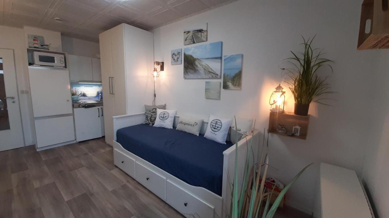 Strandkorb 60 - Kleine Guenstige Fewo An Der Ostsee Zwischen Dahme Und Heiligenhafen Heringsdorf  エクステリア 写真